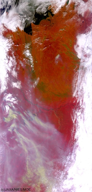 日本時間2014年7月23日に「いぶき」によって観測された、ロシアで発生した森林火災からの煙の様子